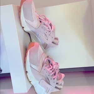 Lilac Nike Huaraches